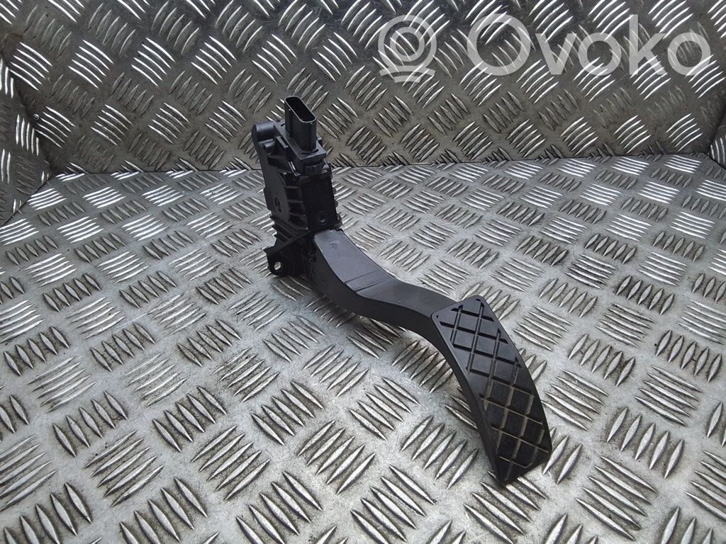 Skoda Octavia Mk4 Accelerator throttle pedal 