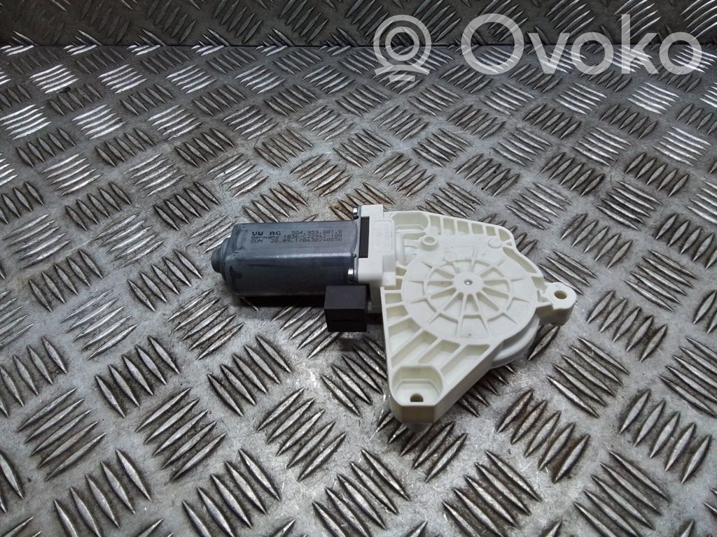 Volkswagen PASSAT B8 Silnik regulatora szyby drzwi przednich 