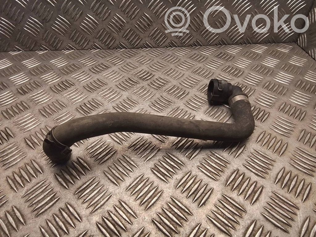 Land Rover Discovery Sport Caurulīte (-es) / šļūtene (-es) 