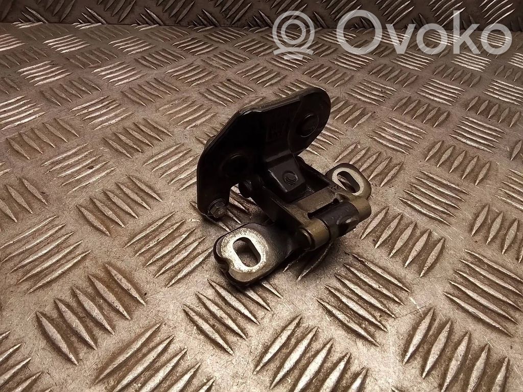 BMW X1 E84 Tailgate/trunk/boot hinge 