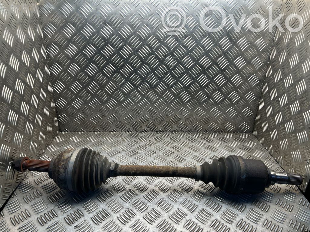 Opel Vivaro Etuvetoakseli 