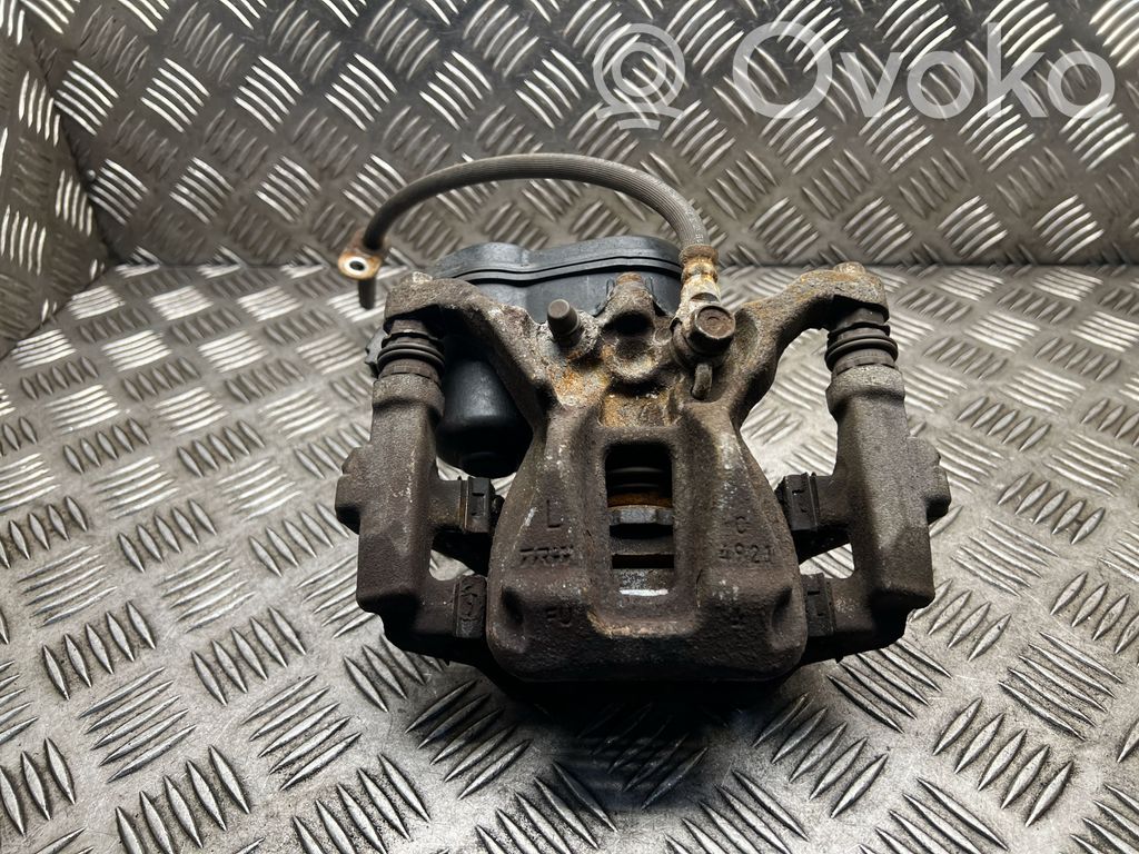 Toyota Auris E180 Galinis suportas 