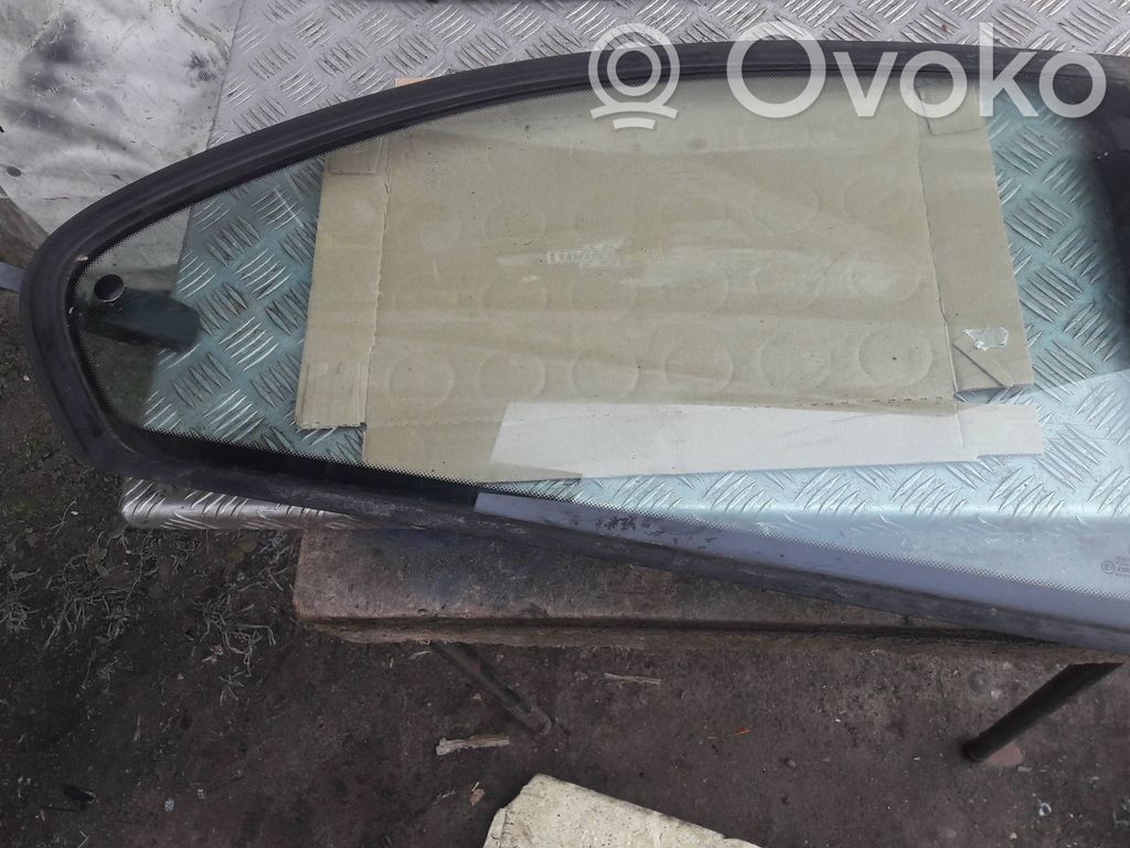Front vent window/glass (coupe)   COMPACT