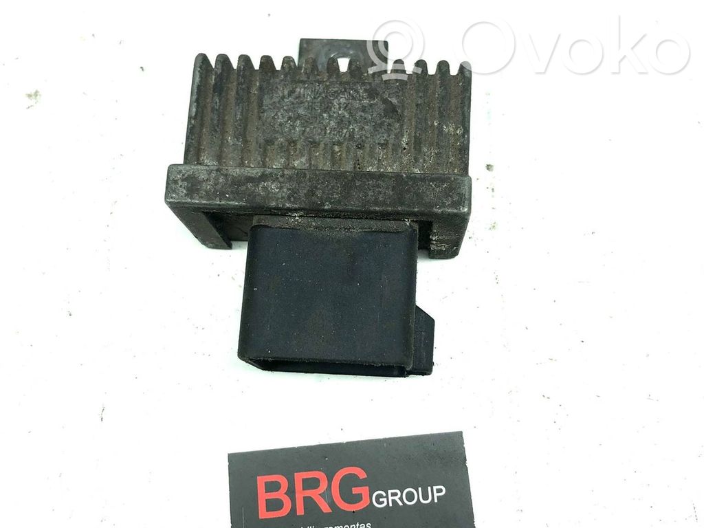 Renault Trafic II (X83) Glow plug pre-heat relay 
