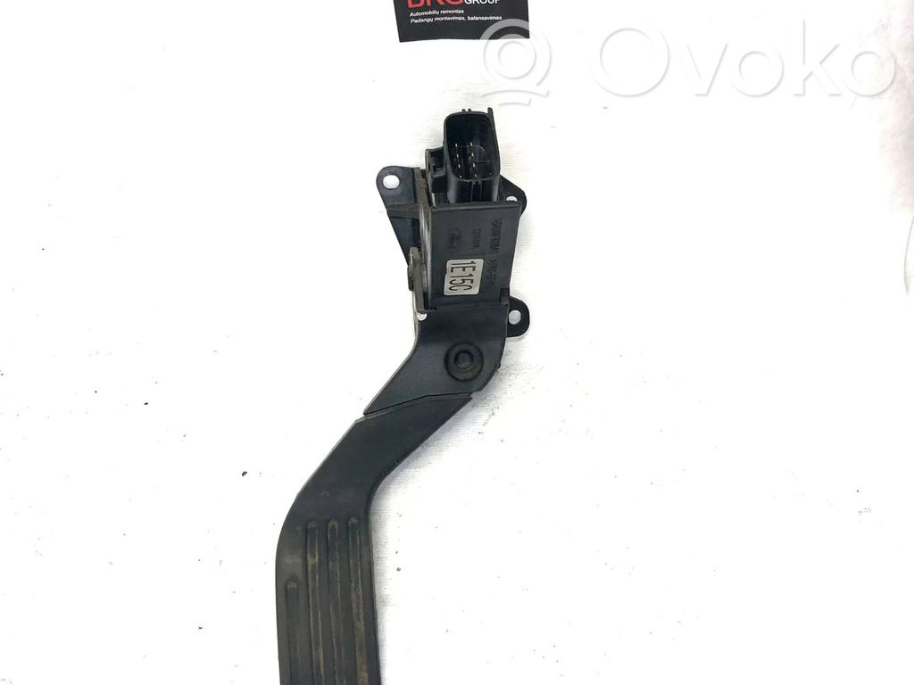 Akceleratoriaus pedalas   98AB9F836AE