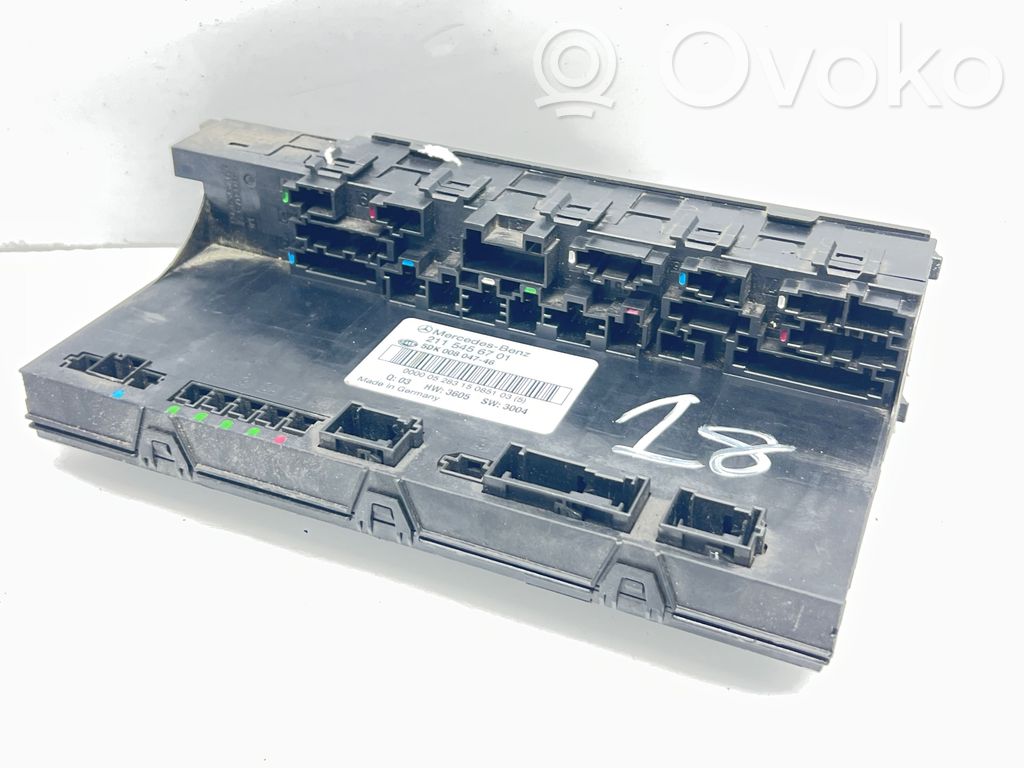 Mercedes-Benz E W211 Fuse module 
