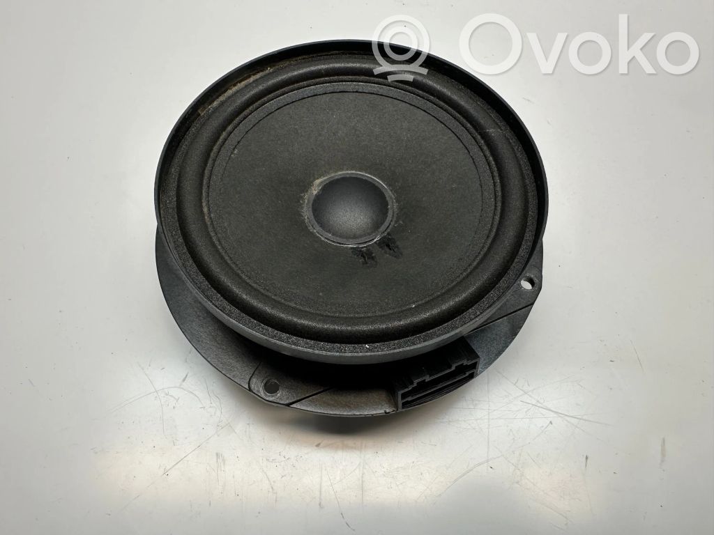 Volkswagen Amarok Front door speaker 