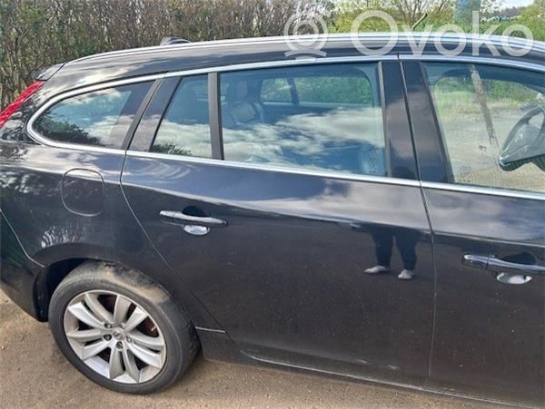 Volvo V60 Aizmugurējās durvis 