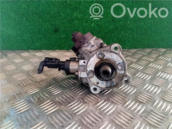 BMW X3 E83 Fuel injection high pressure pump 