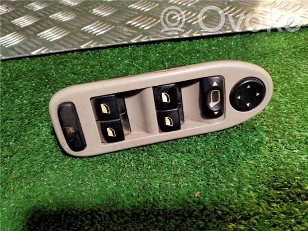 Electric window control switch   96498424ZW