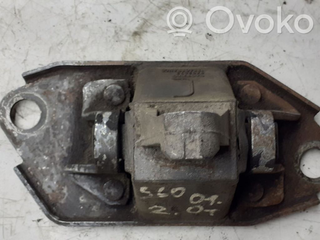 Engine mount bracket   9492872