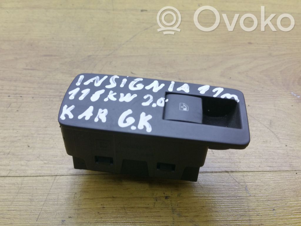 Opel Insignia A Electric window control switch 