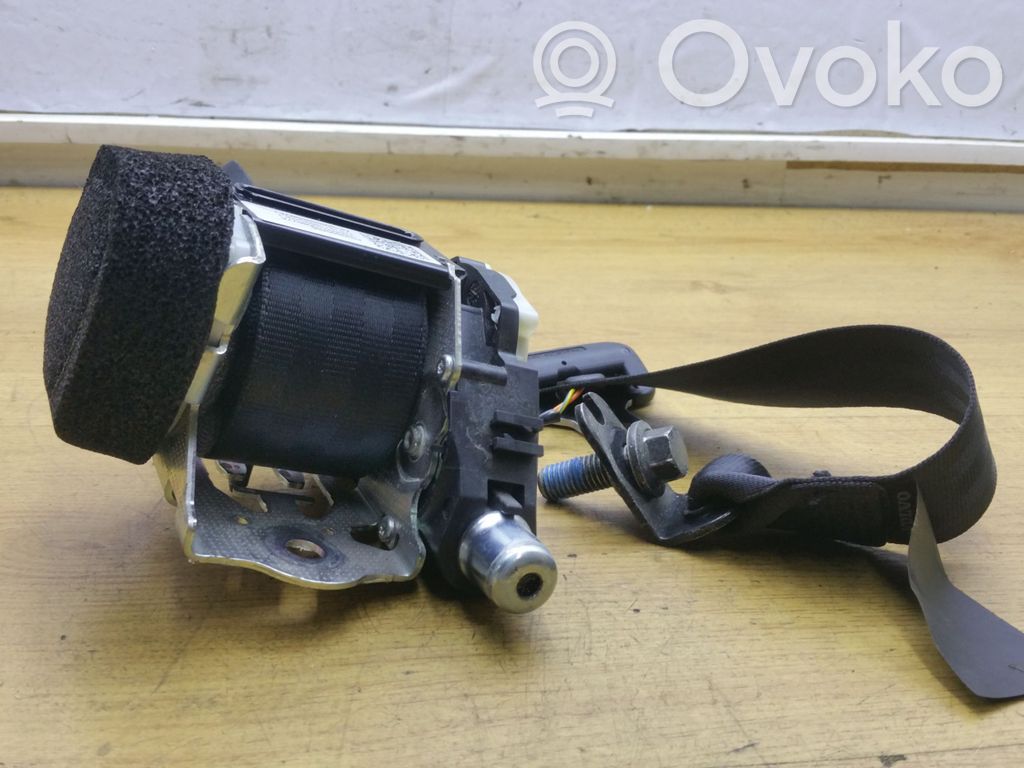 Volvo S60 Pas bezpieczeństwa fotela tylnego środkowego 