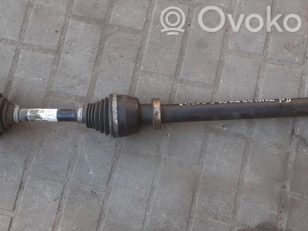 Volvo S60 Półoś przednia 