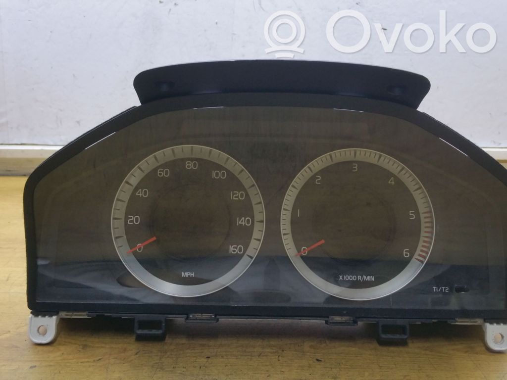 Volvo XC60 Speedometer (instrument cluster) 