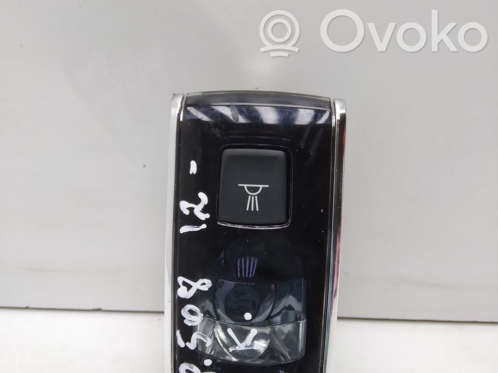 Peugeot 508 Rear seat light 