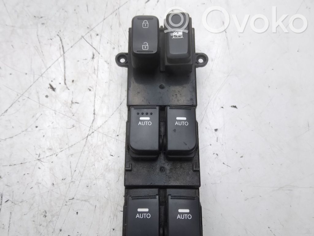 KIA Optima Electric window control switch 