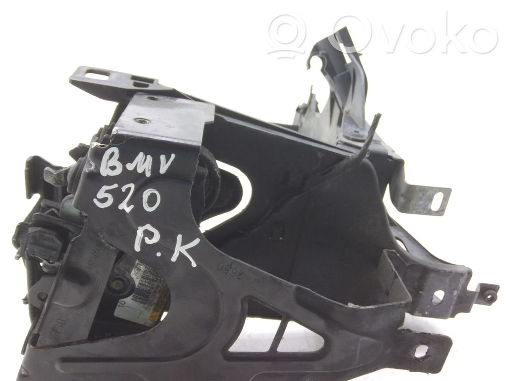 BMW 5 F10 F11 Boczny panel mocowania chłodnicy 