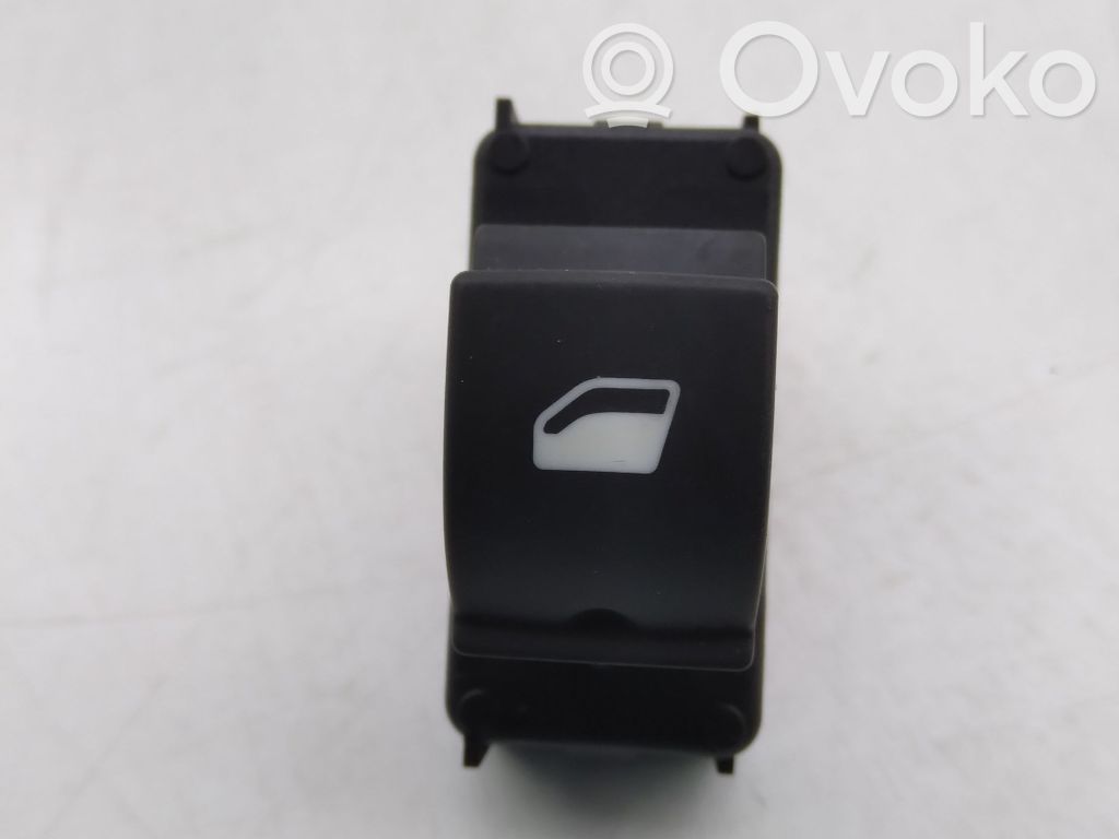 Citroen DS5 Electric window control switch 