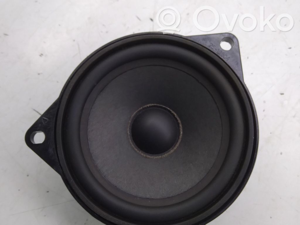BMW 1 E82 E88 Subwoofer-bassokaiutin 