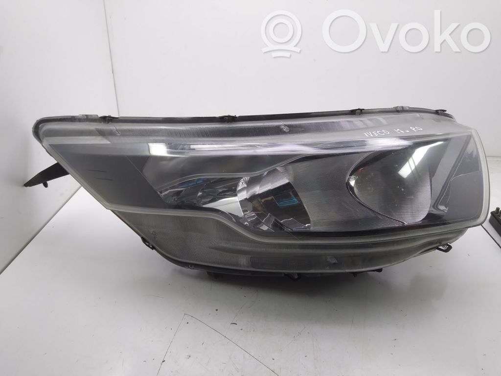 Iveco Daily 6th gen Phare frontale 