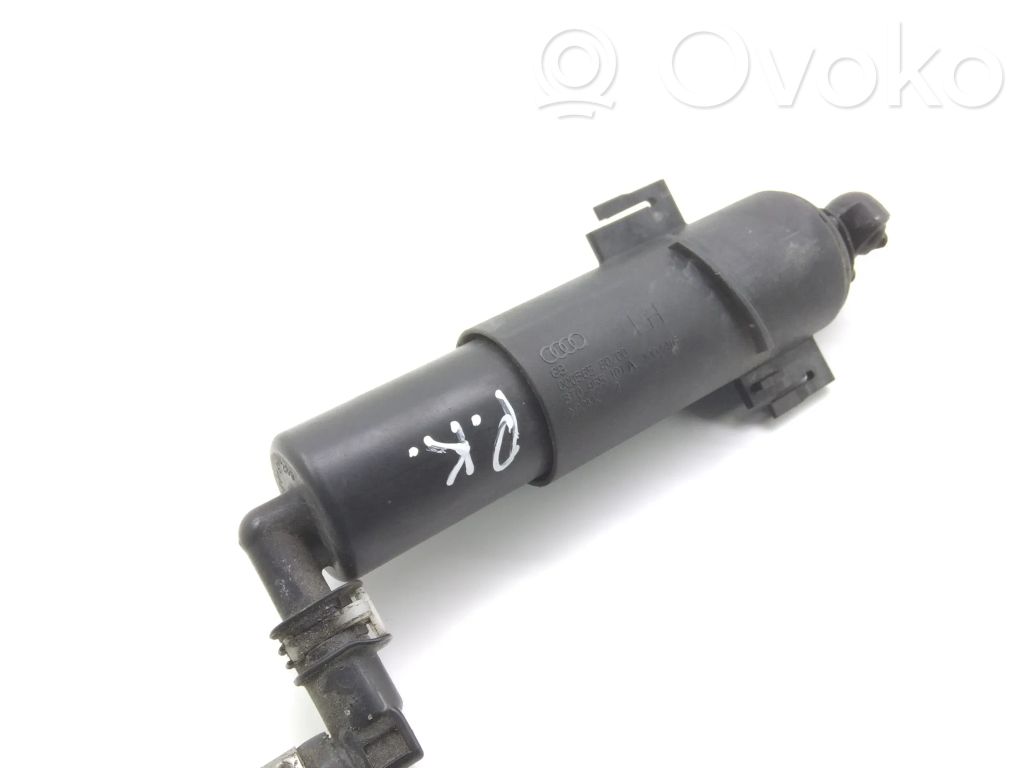 Audi A5 Sportback 8TA Dysza spryskiwacza lampy przedniej 