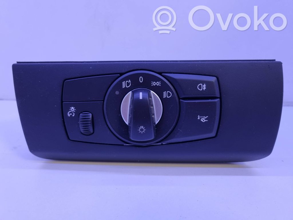 Light switch   9135580,3361080102,11416213301723