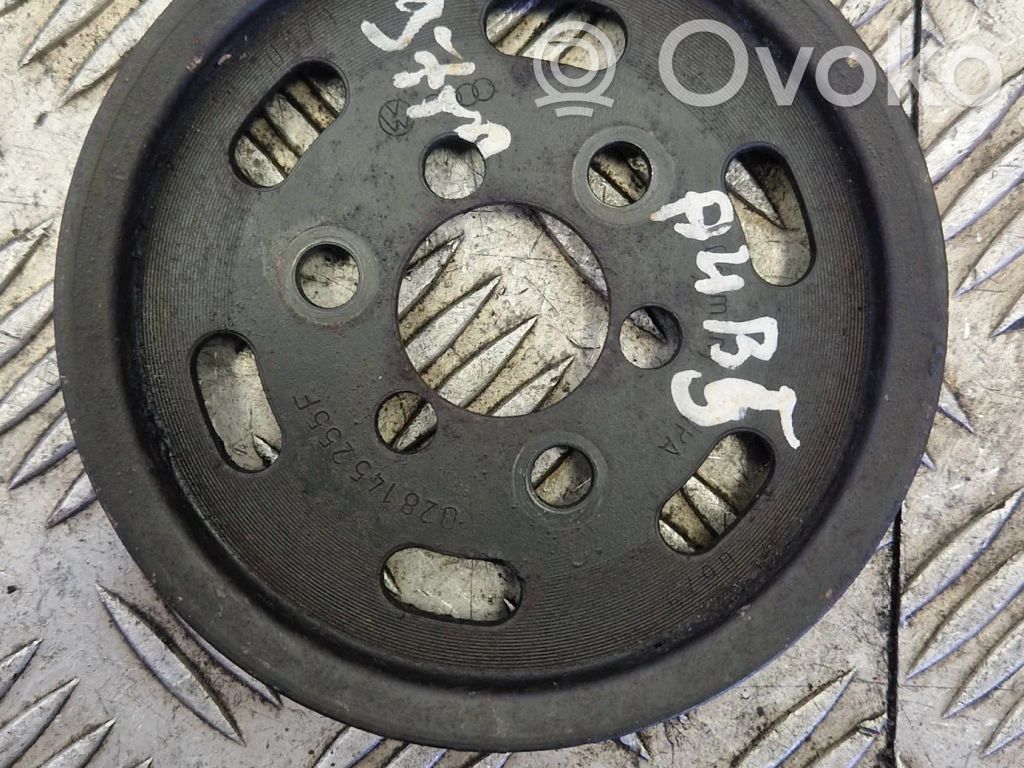 Audi A4 S4 B5 8D Ohjaustehostimen pumpun hihnapyörä 