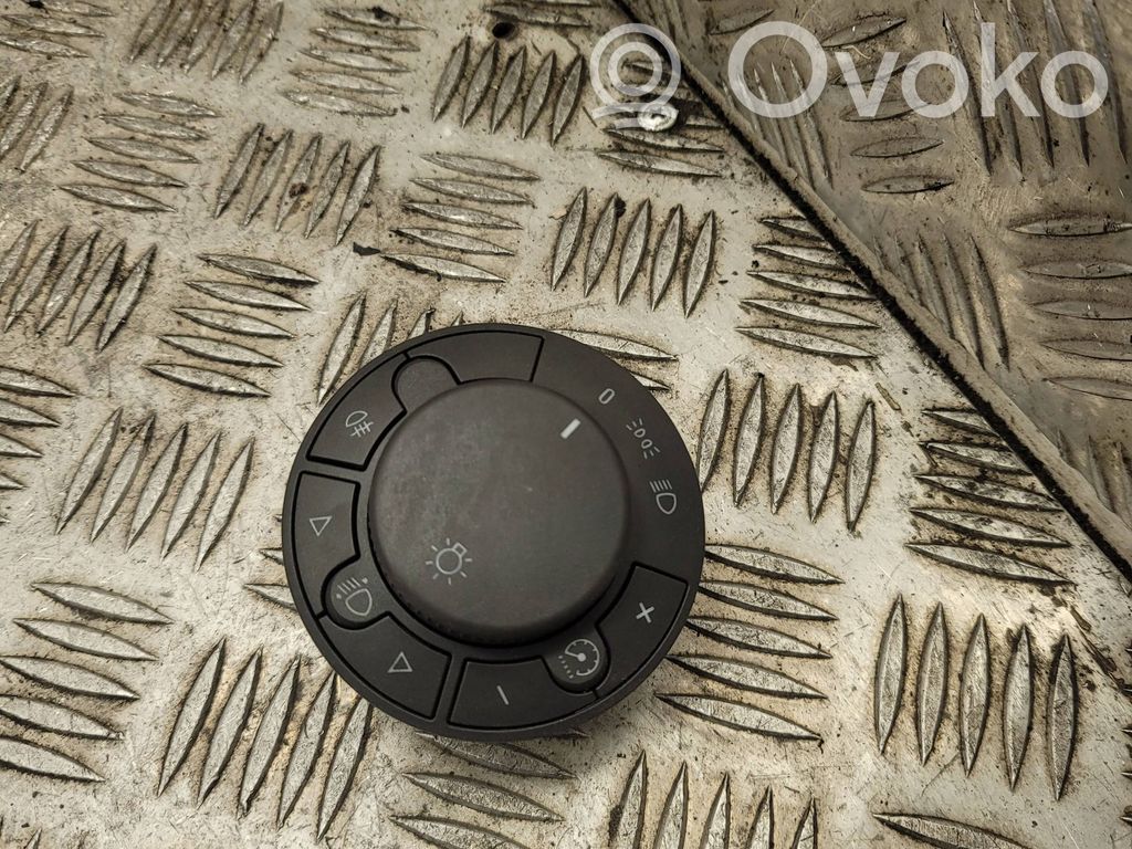 Opel Corsa D Light switch 