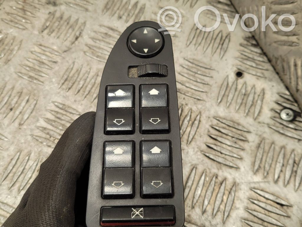 Electric window control switch   6904306,A29762