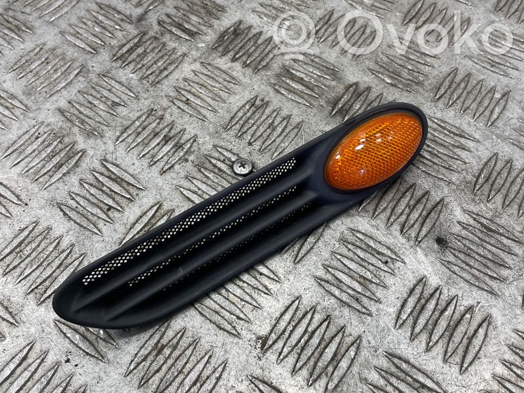 Mini Cooper Hatch Hardtop Front fender indicator light 
