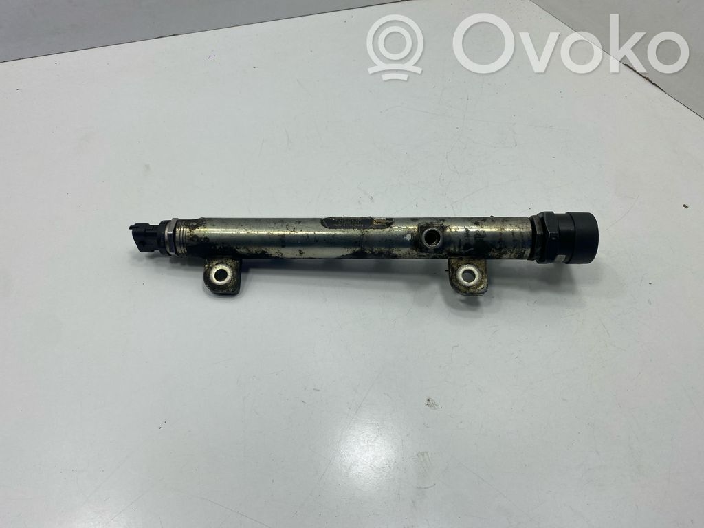 Opel Astra H Fuel main line pipe 