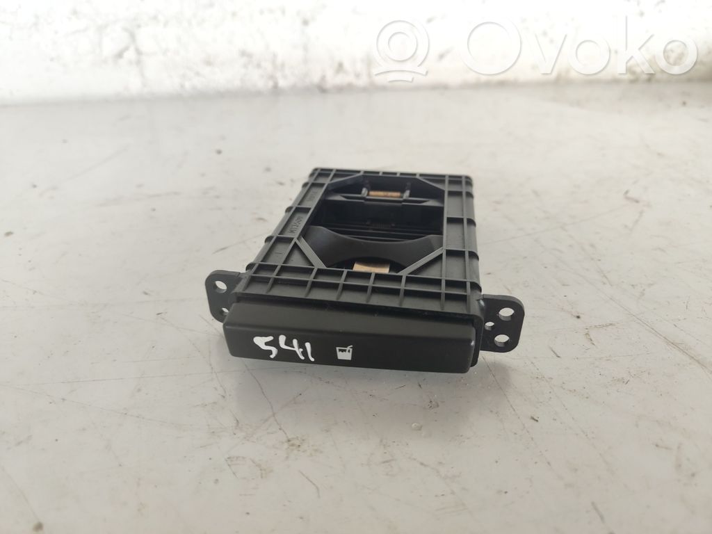 Toyota Avensis T250 Cup holder 