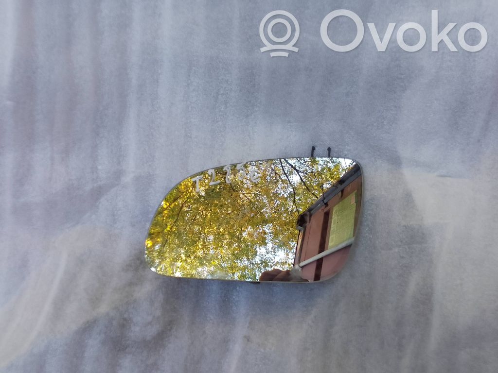 Audi A8 S8 D3 4E Veidrodėlio stiklas 