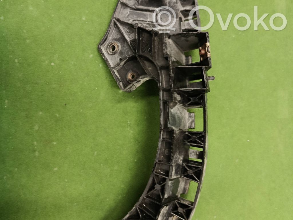 Subaru Forester SG Front bumper mounting bracket 
