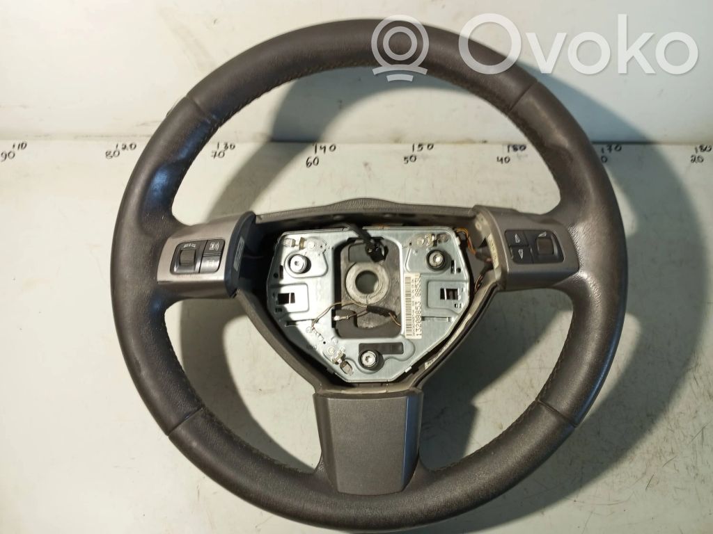Ohjauspyörä   13208853,305430299057AA