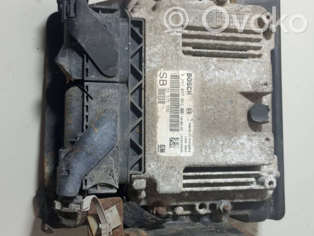 Opel Zafira B Engine control unit/module 