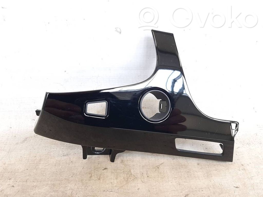 Audi Q7 4M Dashboard glove box trim 