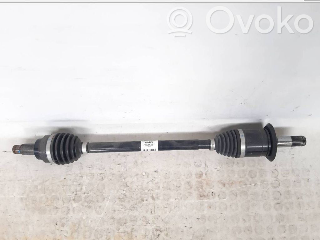 BMW 3 F30 F35 F31 Półoś tylna 