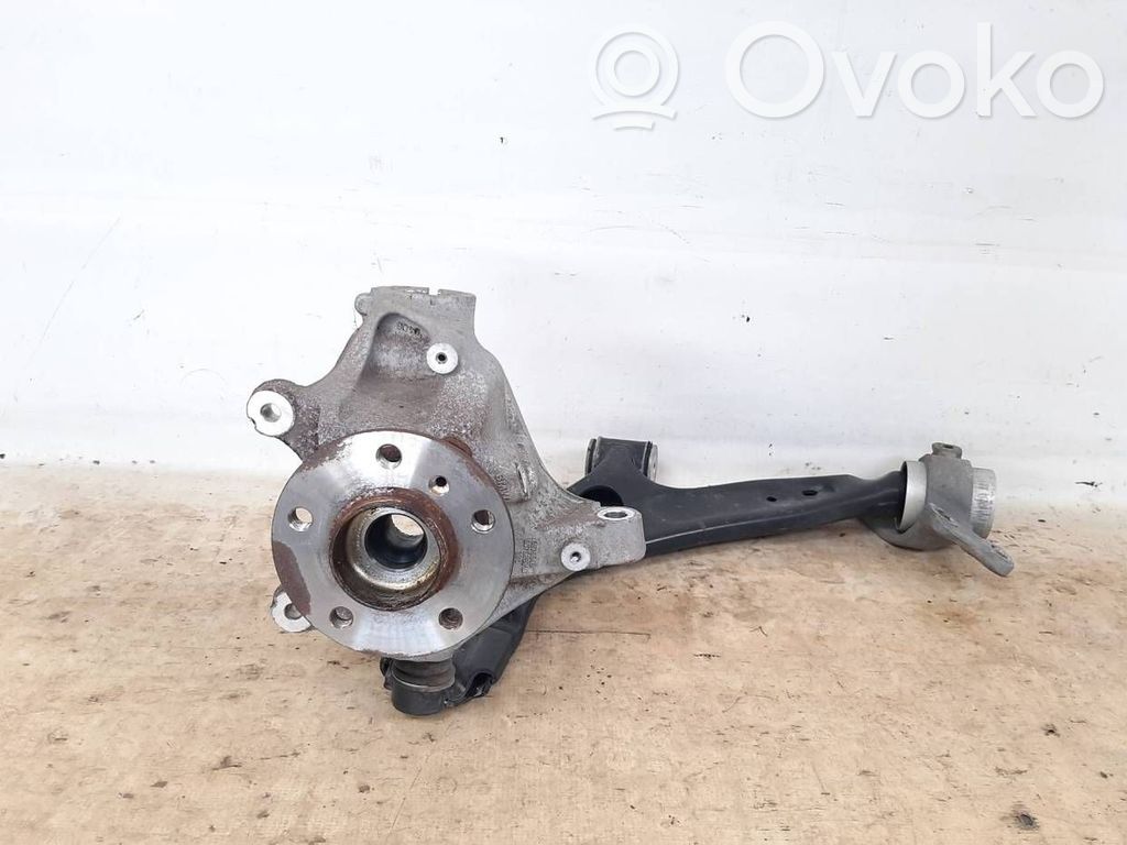 BMW X1 F48 F49 Zwrotnica koła przedniego 