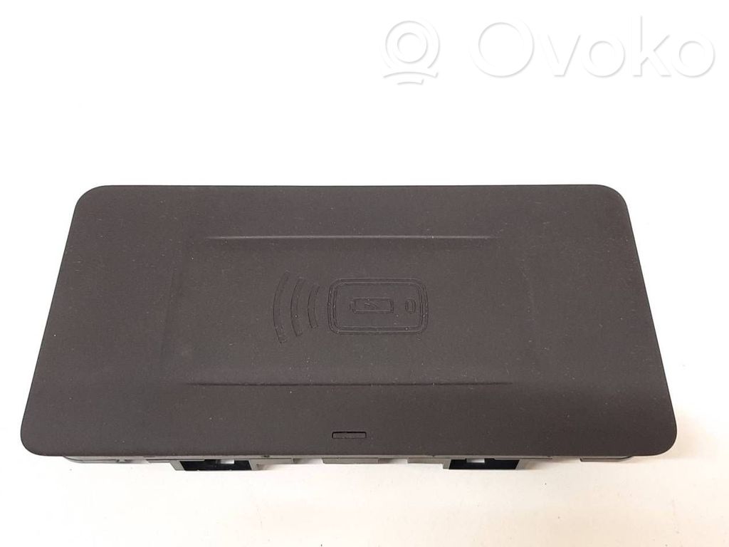 BMW X6 G06 Wireless charging module 