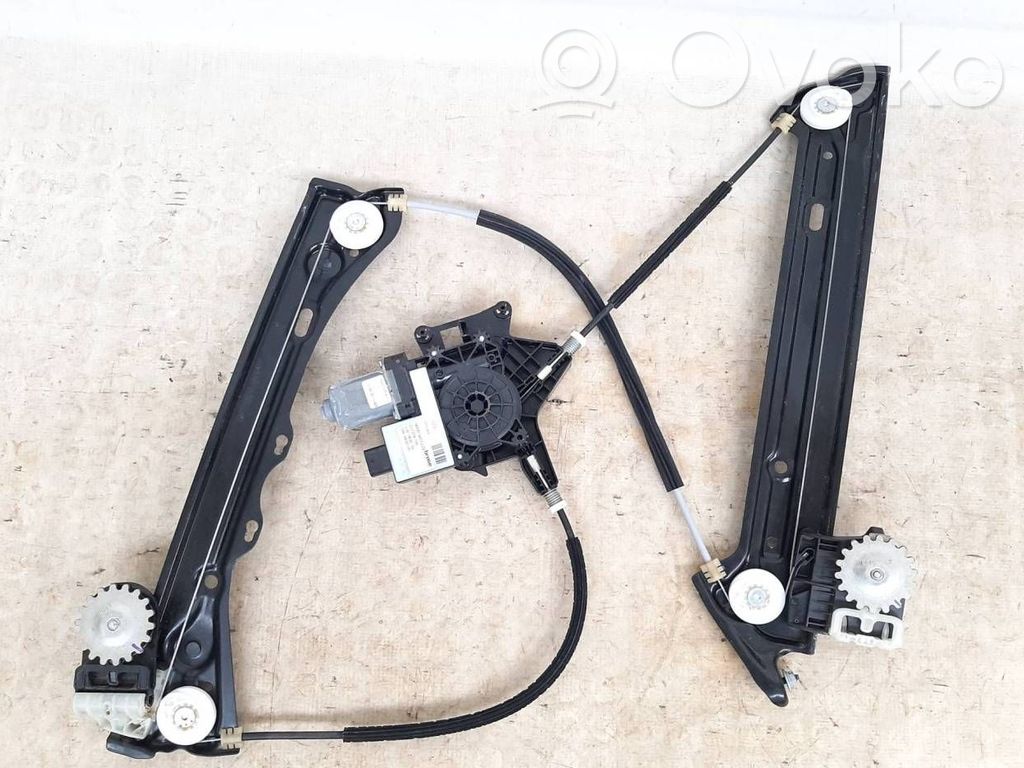 BMW 2 F44 Elektryczny podnośnik szyby drzwi przednich 
