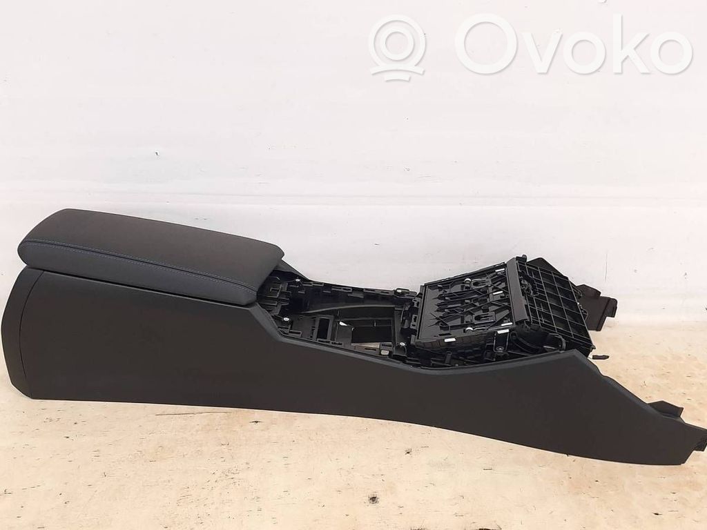 BMW 4 G22 G23 G24 G26 Armrest 