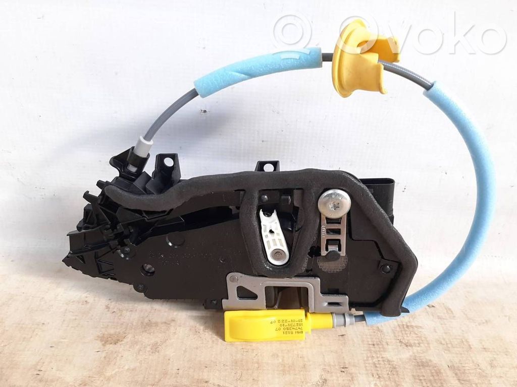 BMW 2 F44 Etuoven lukko 