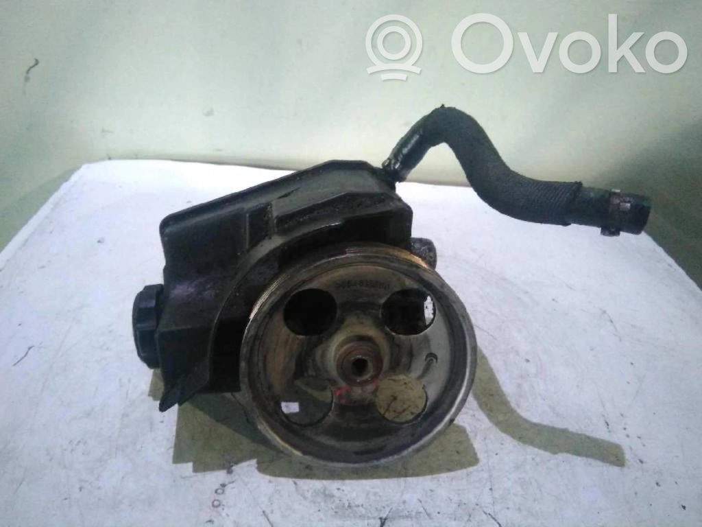 Citroen Berlingo Ohjaustehostimen pumppu 