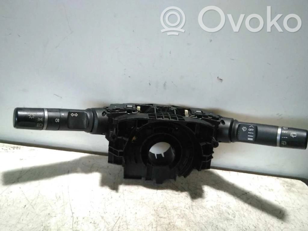 Mazda 2 Interrupteur / bouton multifonctionnel 