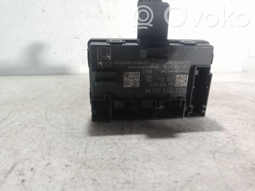 Volkswagen Tiguan Engine control unit/module 