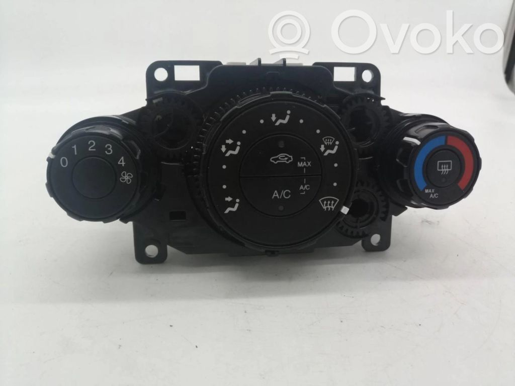 Ford Fiesta Ilmastoinnin ohjainlaite 