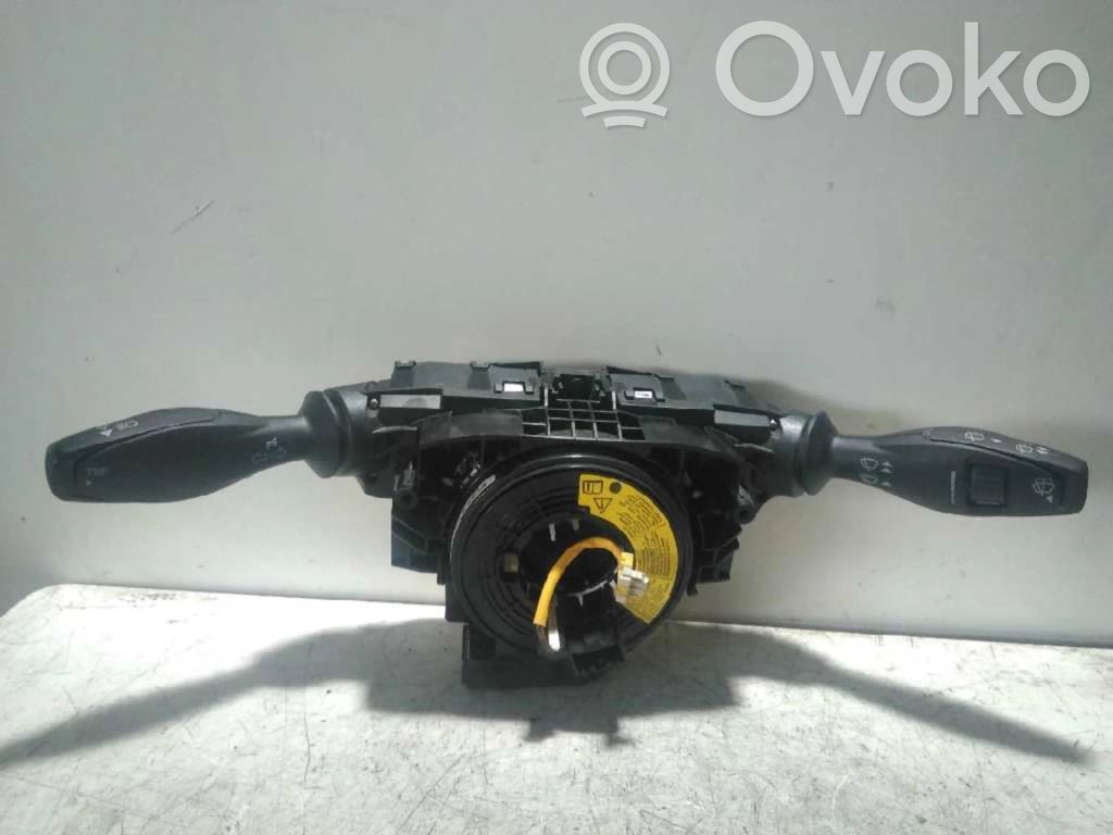 Multifunctional control switch/knob   G1B513335AB