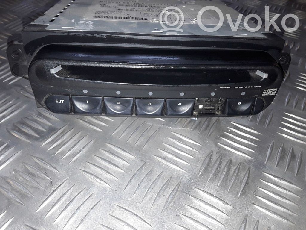 Chrysler Voyager Radio/CD/DVD/GPS-pääyksikkö 